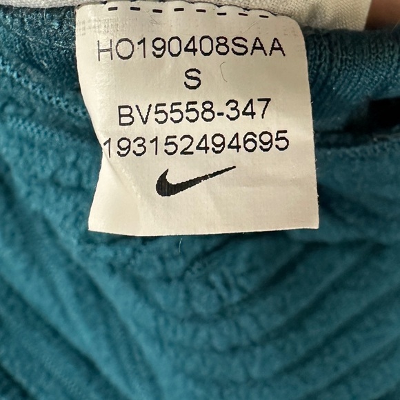 Nike Pro BV5558-347 Hyperwarm Velour High Neck Top dark Turquoise Sz S‎ GUC - Picture 4 of 5